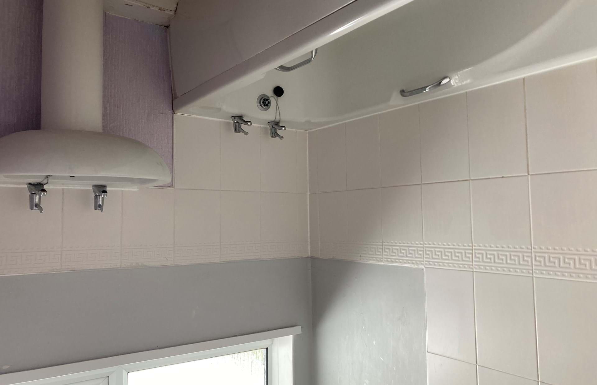 Bathroom, Boyden Court